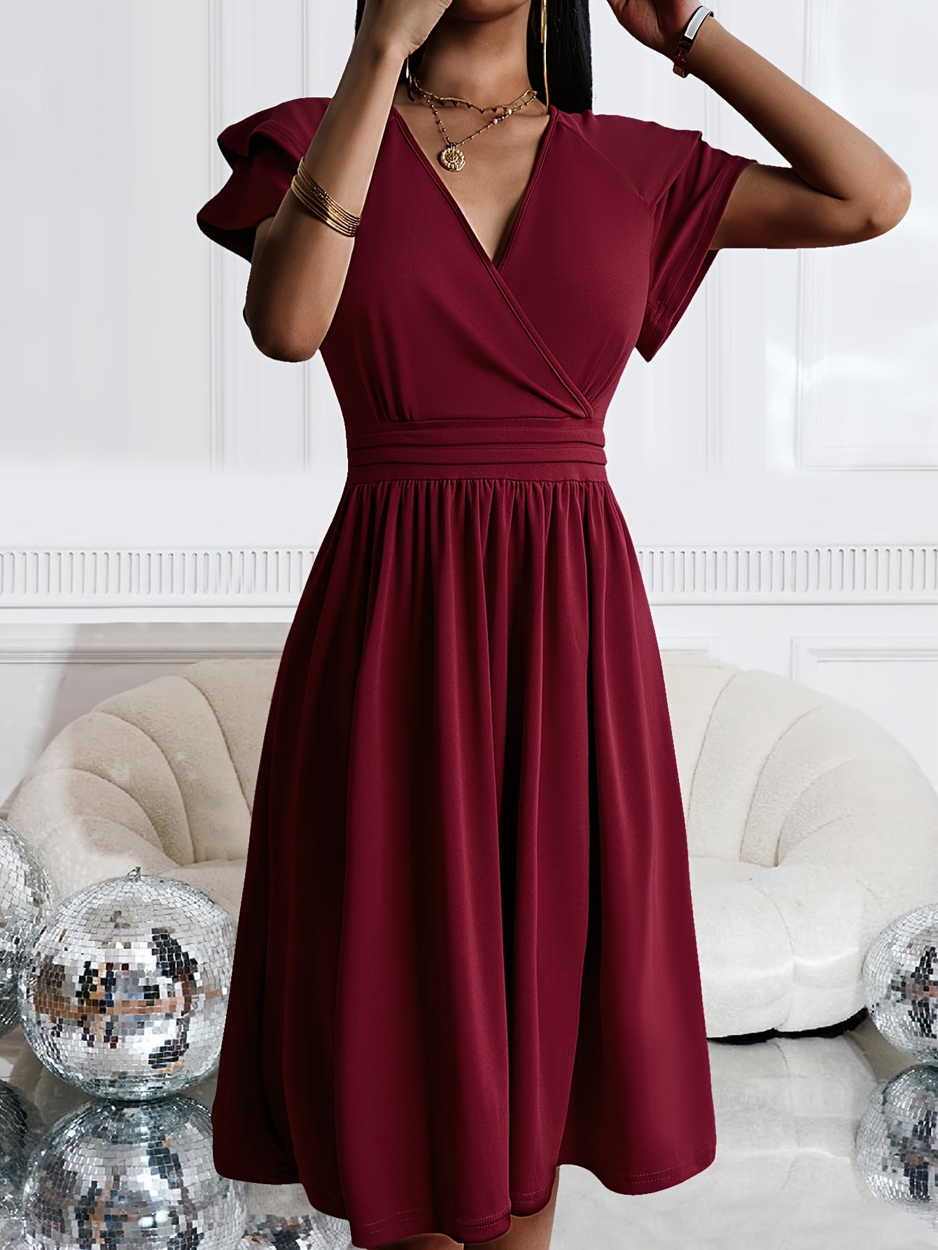 Chic V - Neck Summer Dress with Ruffle Sleeves - GlowéChic V - Neck Summer Dress with Ruffle SleevesGlowéDresses