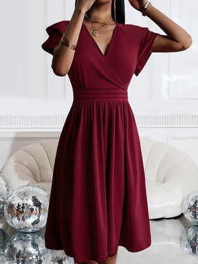 Chic V - Neck Summer Dress with Ruffle Sleeves - GlowéChic V - Neck Summer Dress with Ruffle SleevesGlowéDresses