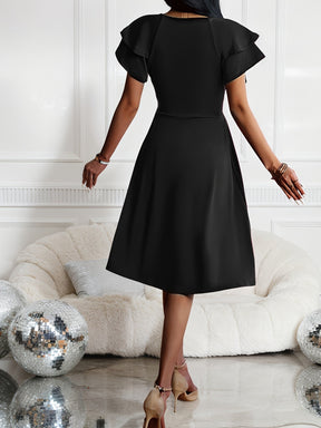 Chic V - Neck Summer Dress with Ruffle Sleeves - GlowéChic V - Neck Summer Dress with Ruffle SleevesGlowéDresses